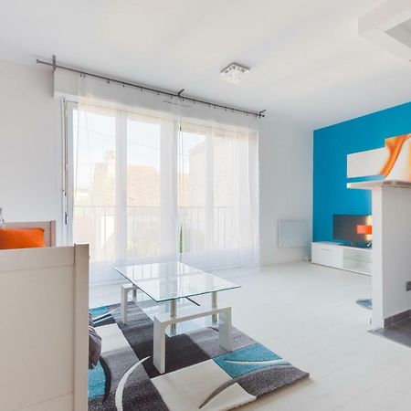 Modern Apart City Mantes-la-Jolie Bagian luar foto