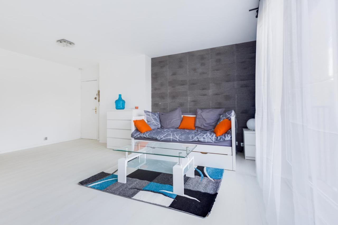 Modern Apart City Mantes-la-Jolie Bagian luar foto